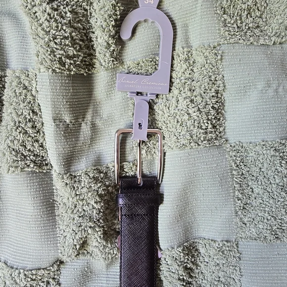 Daniel Cremieux Black Leather Belt with Silver Buckle - Picture 2 of 6